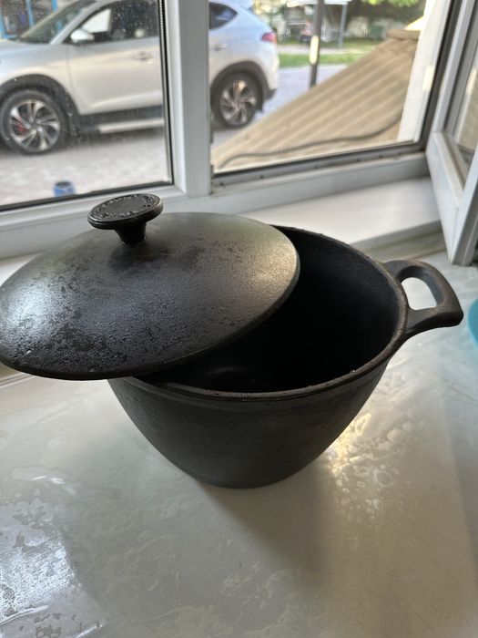 Казан чугунный на литров