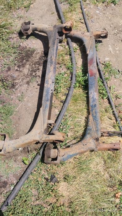 Балка пасат б3 продам