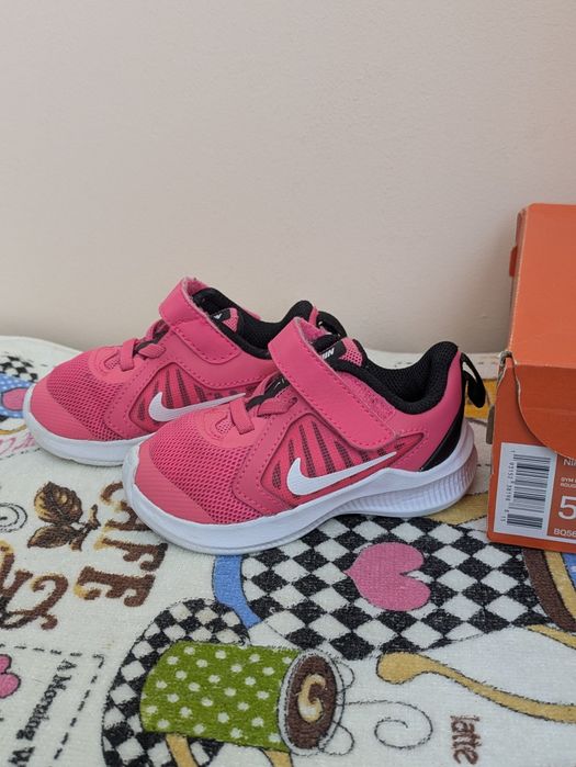 Nike revolution 5 , розови маратонки за момичета