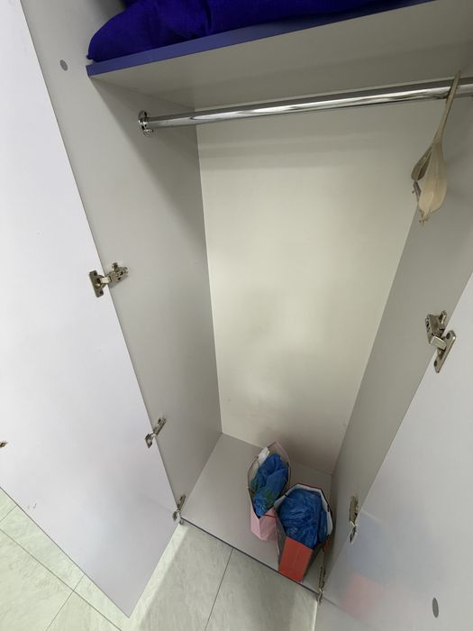 Шкаф для дома или офиса