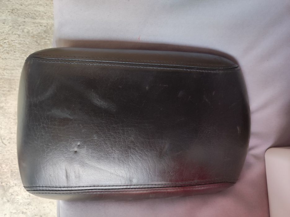 Подлакътник за Пежо-607