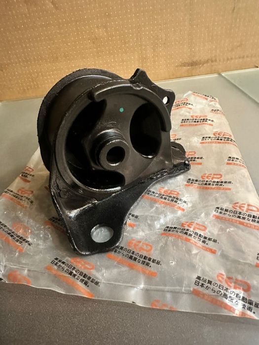 Подушка (опора) двигателя