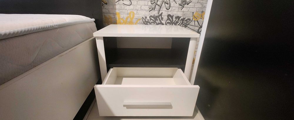 Продавам употребявана спалня