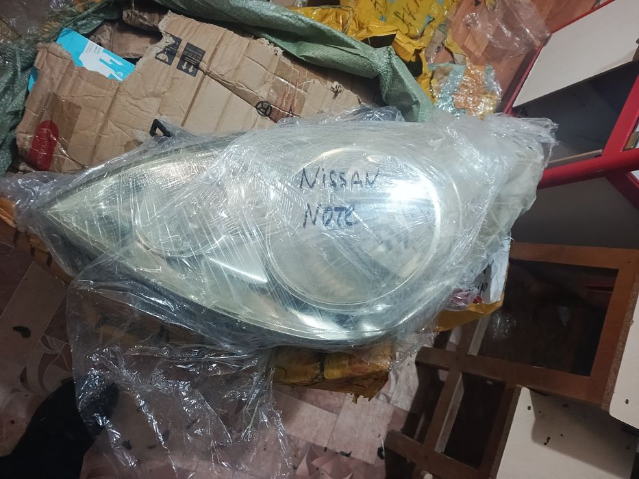 Nissan Note Фара левая  Ниссан Нот
