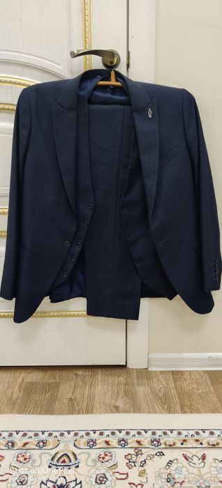 Костюм сатылады размер 46-48 (S-M)