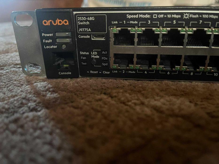Switch managed Aruba 2530-48G J9775A – 48 porturi Gigabit + 4 SFP