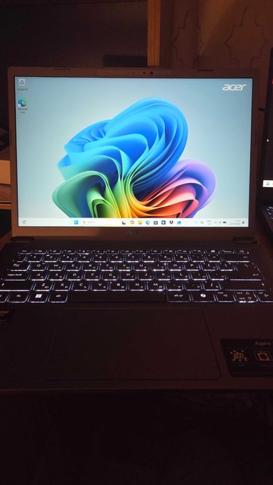 Acer Aspire 14 AI (Lunar Lake 226V, 16GB RAM, 512GB SSD, 14" IPS)