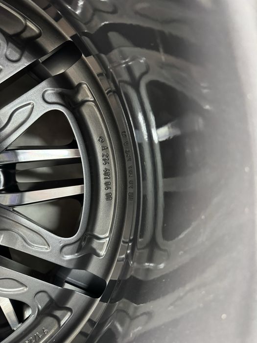 Jante Mercedes E-Class R19 E-Klasse W214 S214 Originale Pirelli 2025