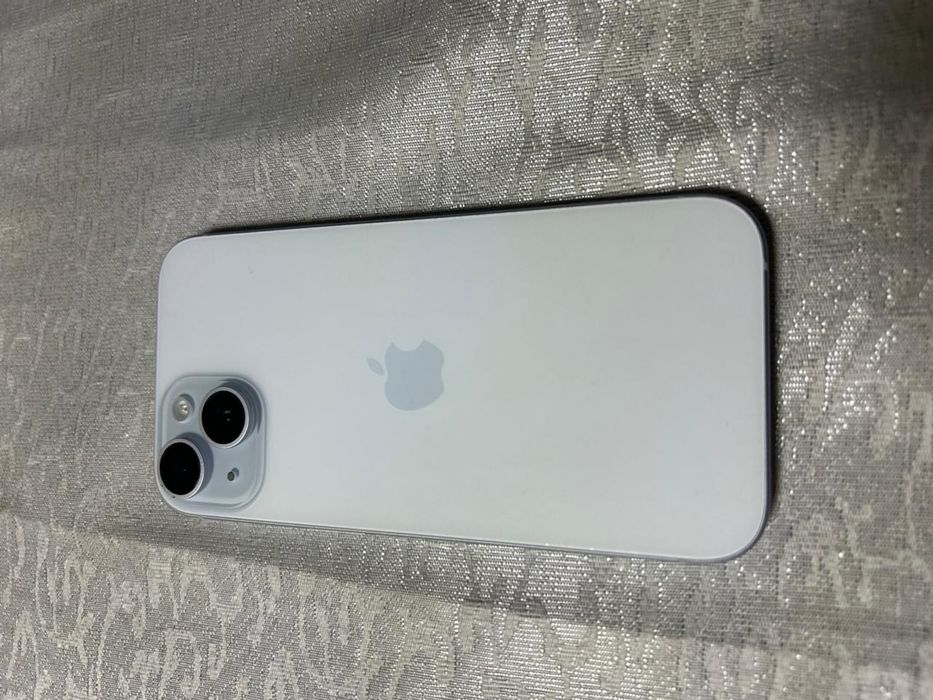 iPhone 15, 256 ГБ
