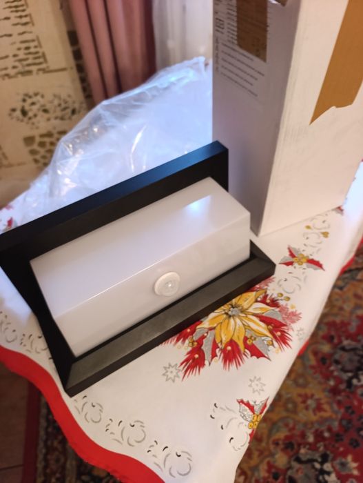 Aplica led cu senzor de miscare