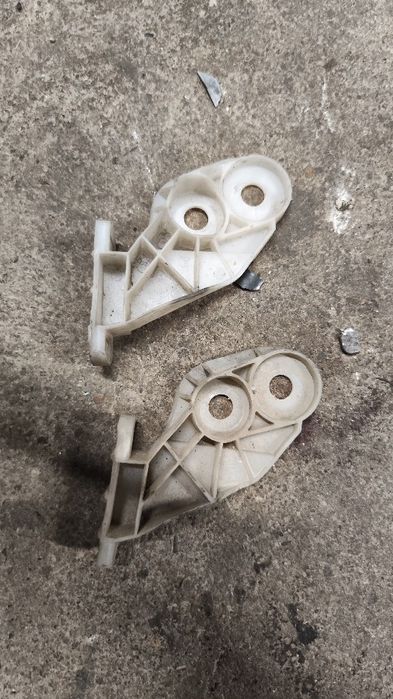 Държач предна броня бмв е46