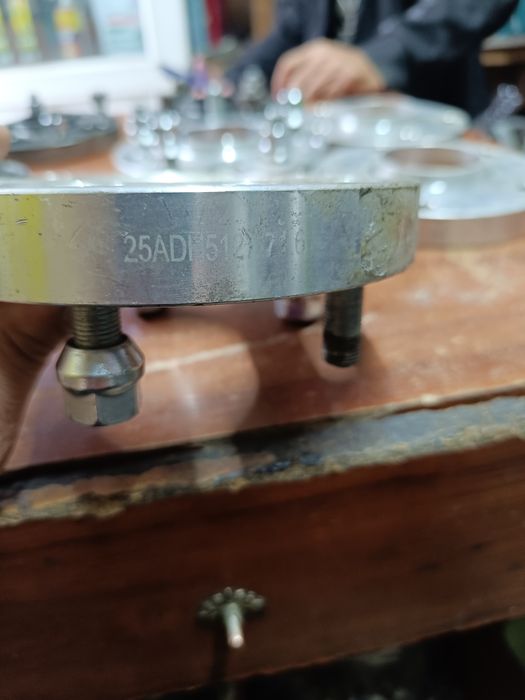 Продам проставки