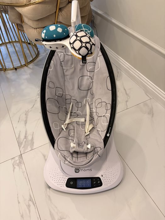 Leagan electric -balansoar bebelusi 4Moms