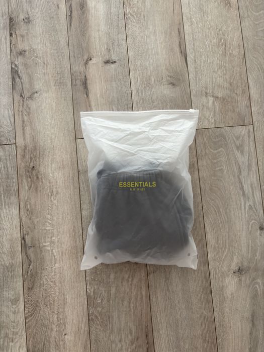 Pantaloni scurți “Essentials”