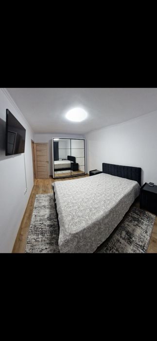 Proprietar închiriez apartament  3 camere mobilat și utilat ,zonă centrală în Cluj-napoca  pe str.  Horea.