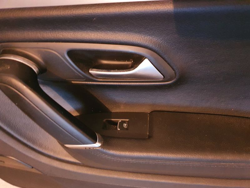 Usa Completa Dreapta Spate VW Passat CC