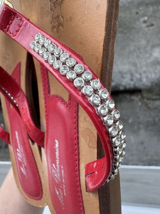 Оригинални чехли с камъчета Blumarine