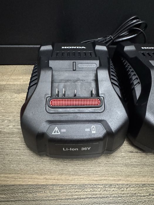 Incarcator Bosch / Honda  GAL 3680 / 1880  noi !