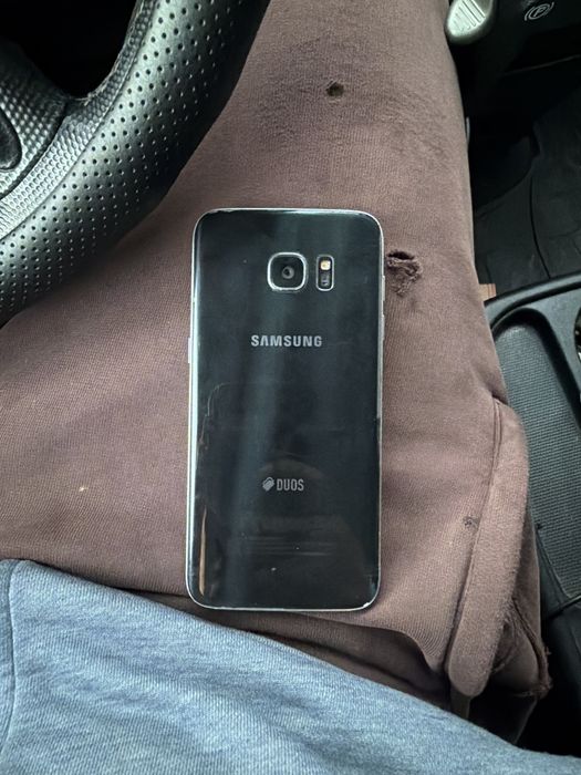 Продам Samsung S7 edge