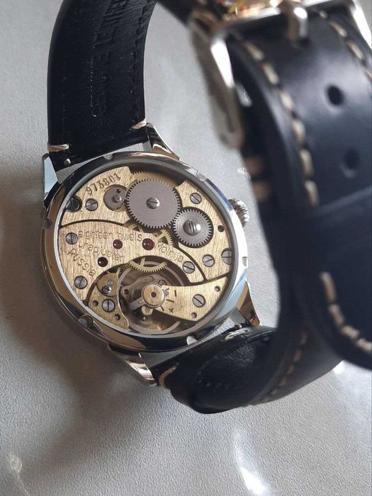 Продам наручные часы Молния-марьяж