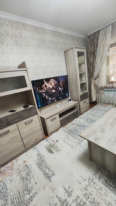 Продам 5 комнатную квартиру