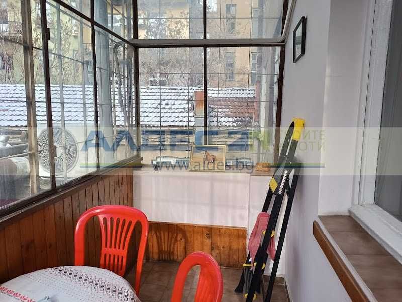 Продава се Тристаен апартамент в София, Център - 75 кв.м за 2618 €/кв.м - Снимка #19