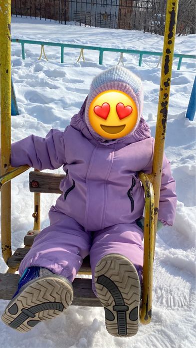 Продам зимний комбез для девочки