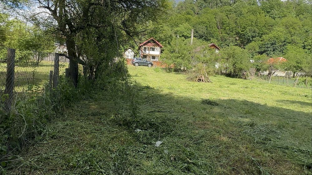 Teren intravilan 966 mp Negoești, MH – deschidere directă Râul Motru, utilități