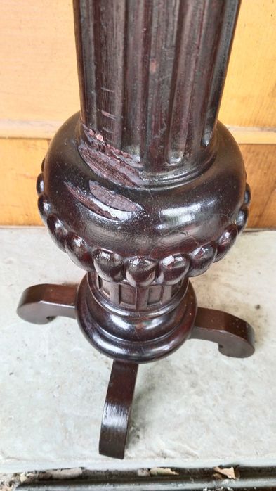 Свещници дърво и ковано желязо