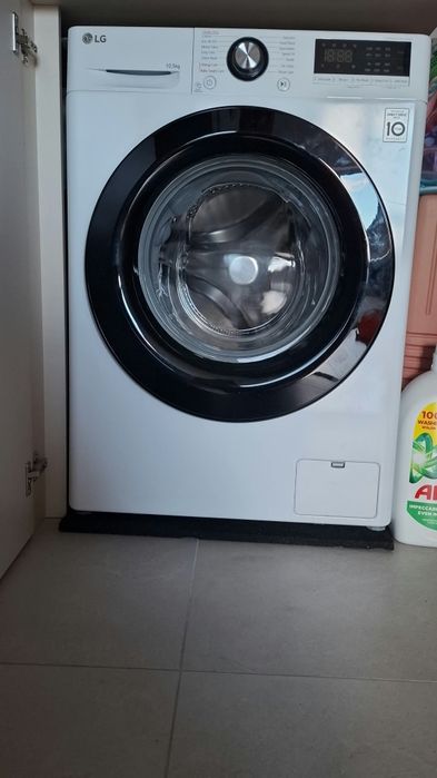 Lg F4WV310S6E, 10,5 kg, A+, Tehnologie Inverter