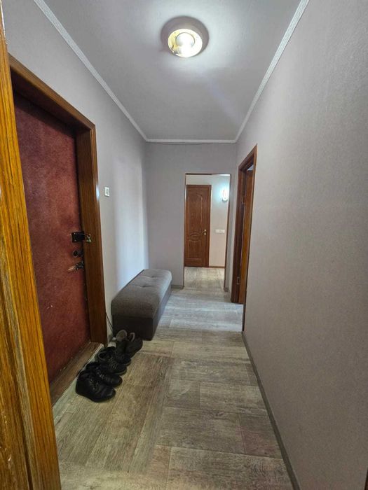 Продам 2- комнатную квартиру в 19 микрорайоне