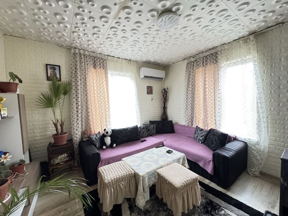 Продава къща в с. Александрово, общ. Павел баня