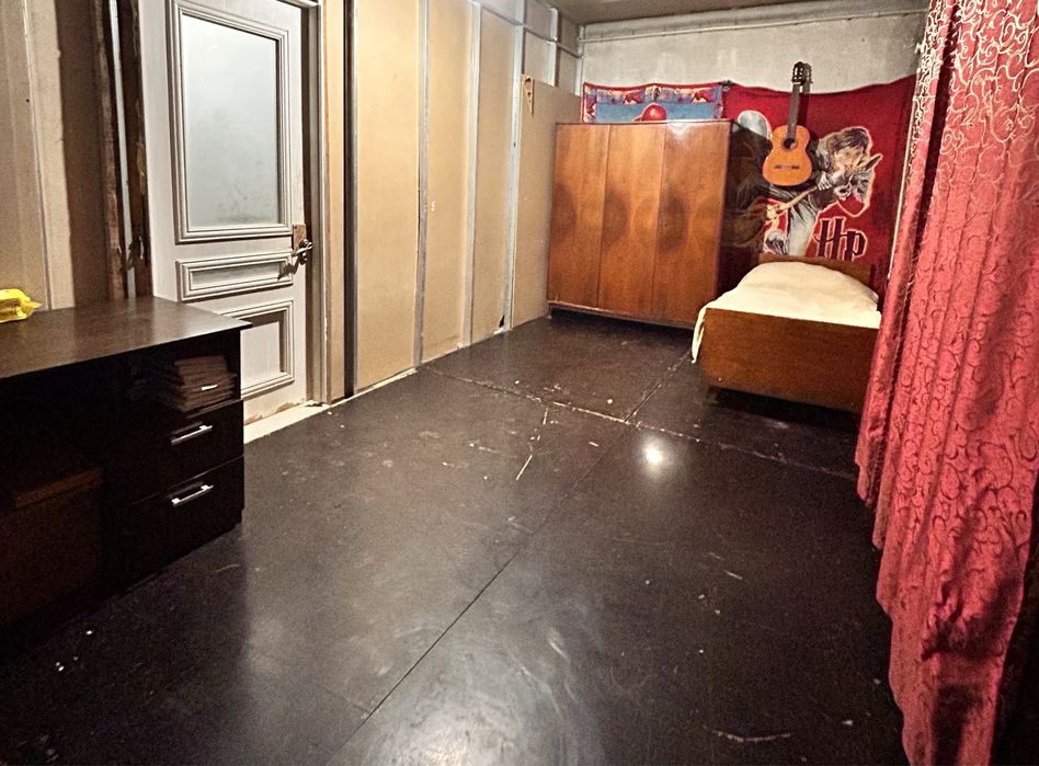 Спочно продам кирпичный дом