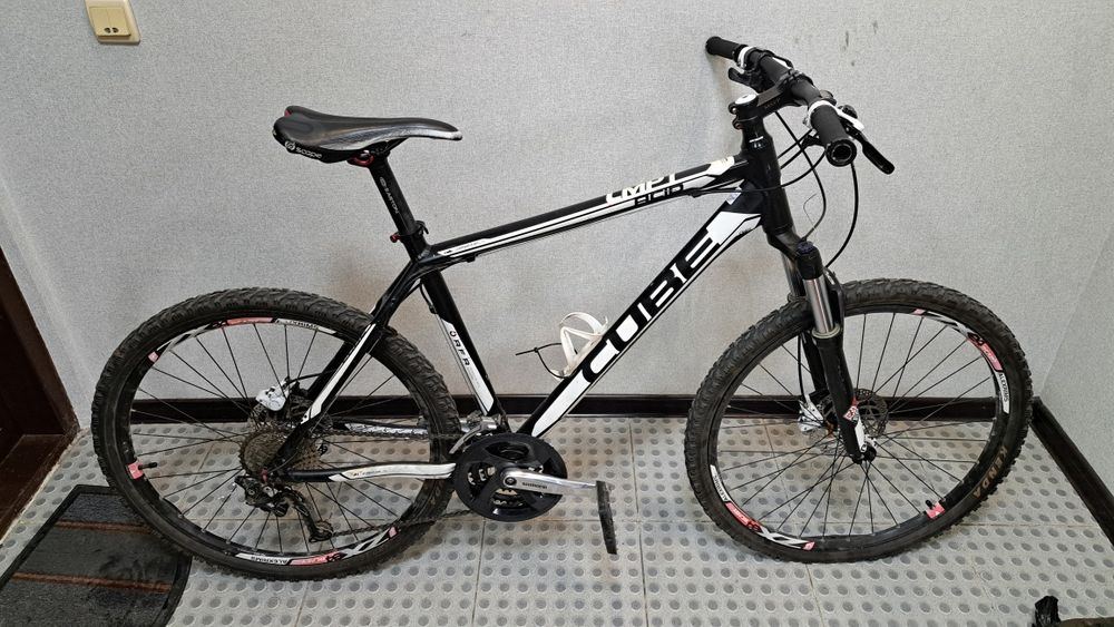Cube acid велосипед