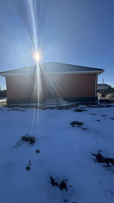 Жаңадан салынған үлкен үй!