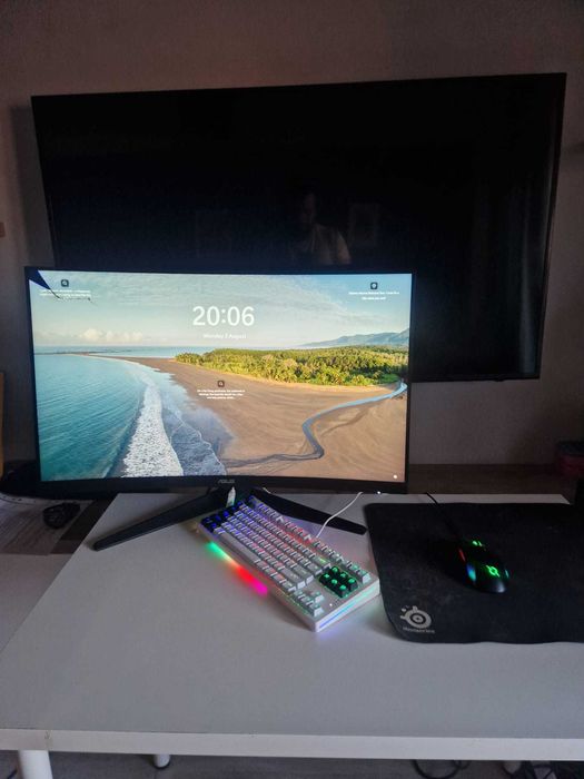 Calculator gaming + monitor, tastatura, mouse
