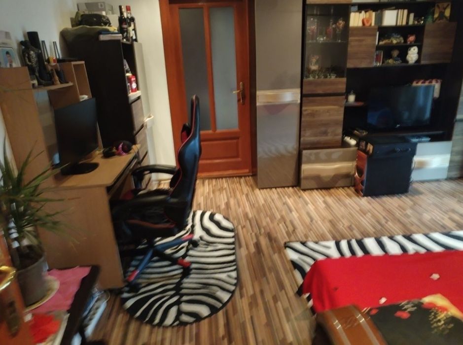 Proprietar Vand apartament 2 camere ,fara comision