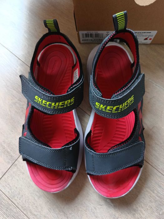 Сандали Sketchers номер 35