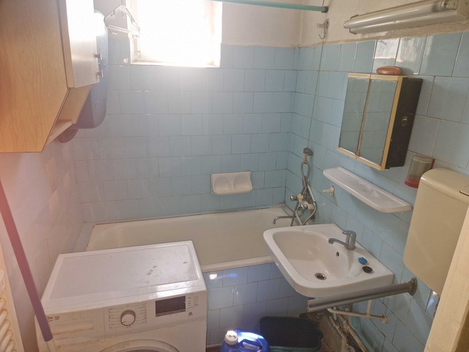 Închiriez apartament Vlaicu
