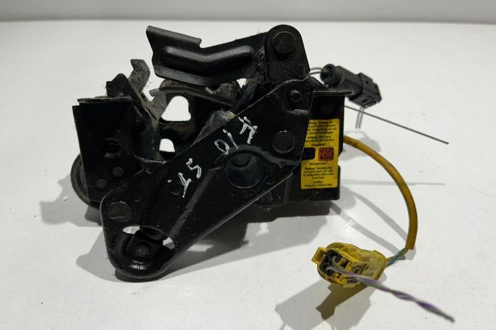 Broasca incuietoare stanga capota motor 7184441 BMW Seria 5 F10 [2009