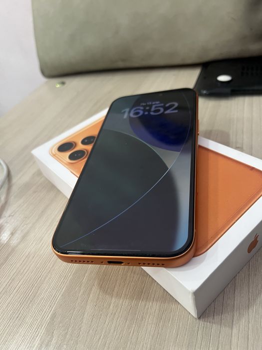 Продам Iphone 17 Pro max 256 E-sim