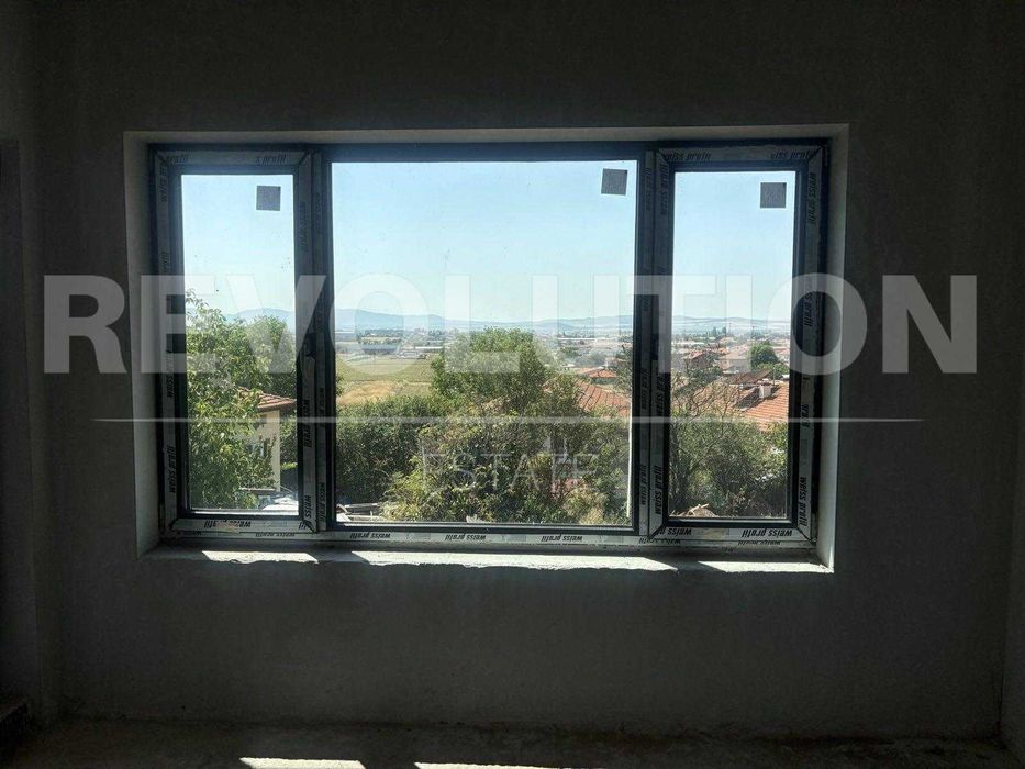 Продава се Къща в Костинброд - 165 кв.м за 2122 €/кв.м - Снимка #18