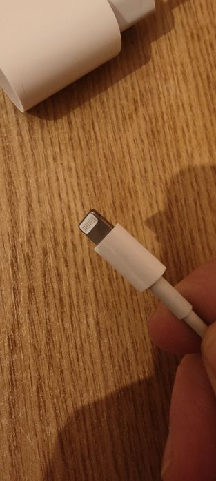 Pachet: Încărcător original 20W Apple + cablu original Apple 1m