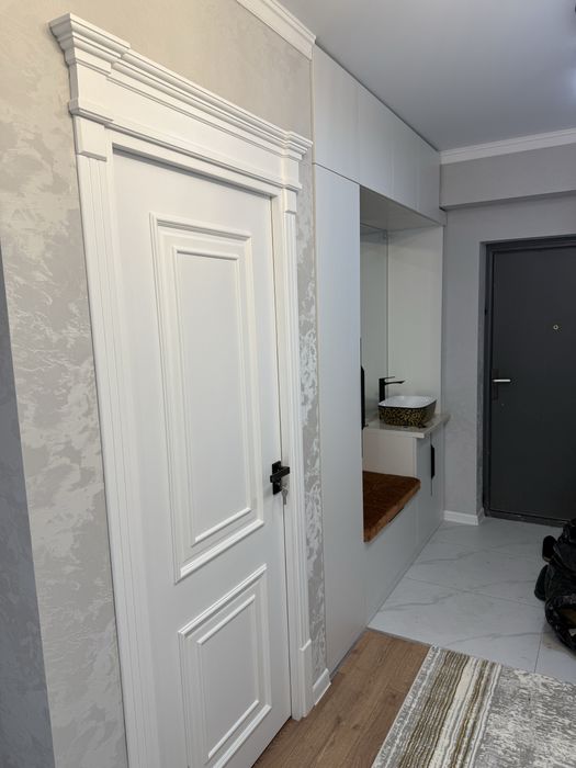 Урганч шахрида 1-этажда тоза домда тоза ремонт 3 хонали кв сотилади.