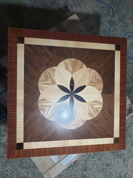 Столик, Ручная Работа. 1 экземпляр в Мире