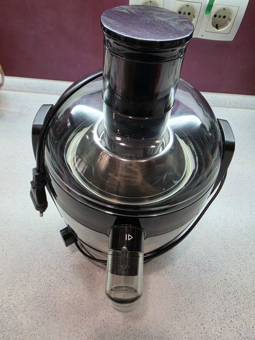 соковыжималка Philips HR1836