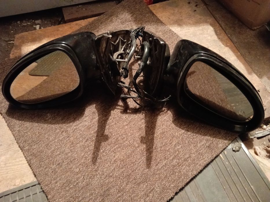 Продам. Зереало на w140