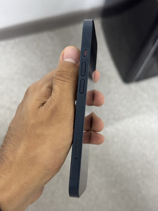Продам Iphone 14 256 gb