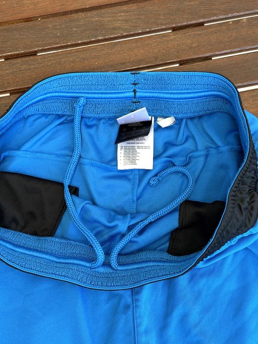 Мъжки къси панталони Adidas Climalite - размер М, Отлично състояние