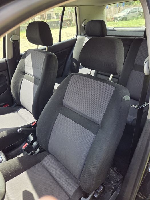 Golf 4 1.4 16v axp , pentru piese